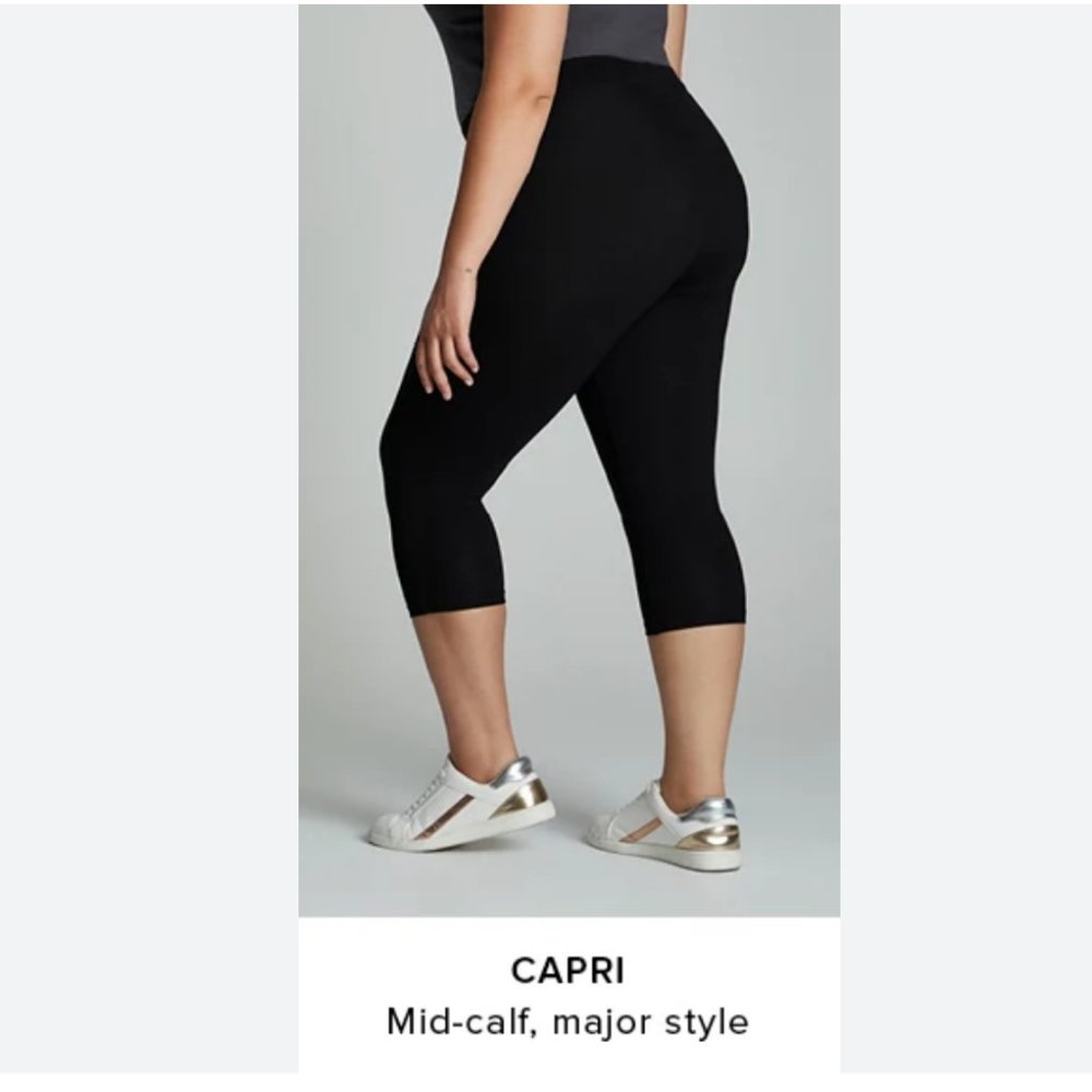 Studio by Torrid Cropped Legging